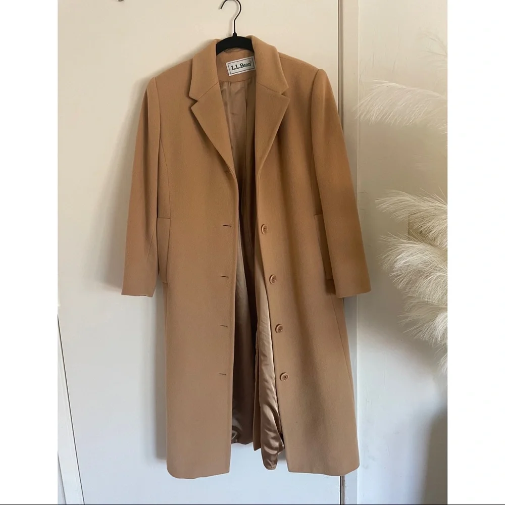 π SOLD π L.L. Bean - Vintage Tan Coat - Picture 3 of 9